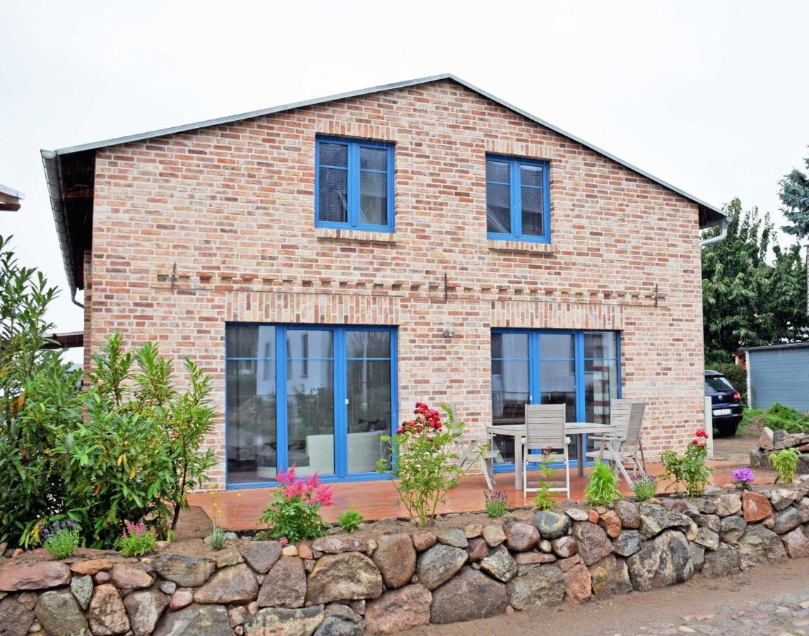 Ferienhaus Zum Boddenstrand Mit Ka Groß Zicker Buitenkant foto