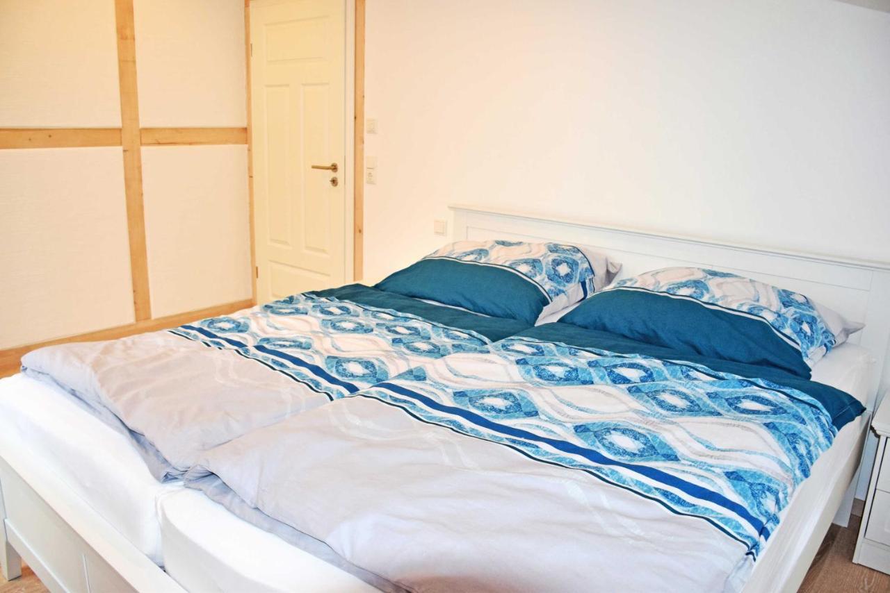 Ferienhaus Zum Boddenstrand Mit Ka Groß Zicker Buitenkant foto