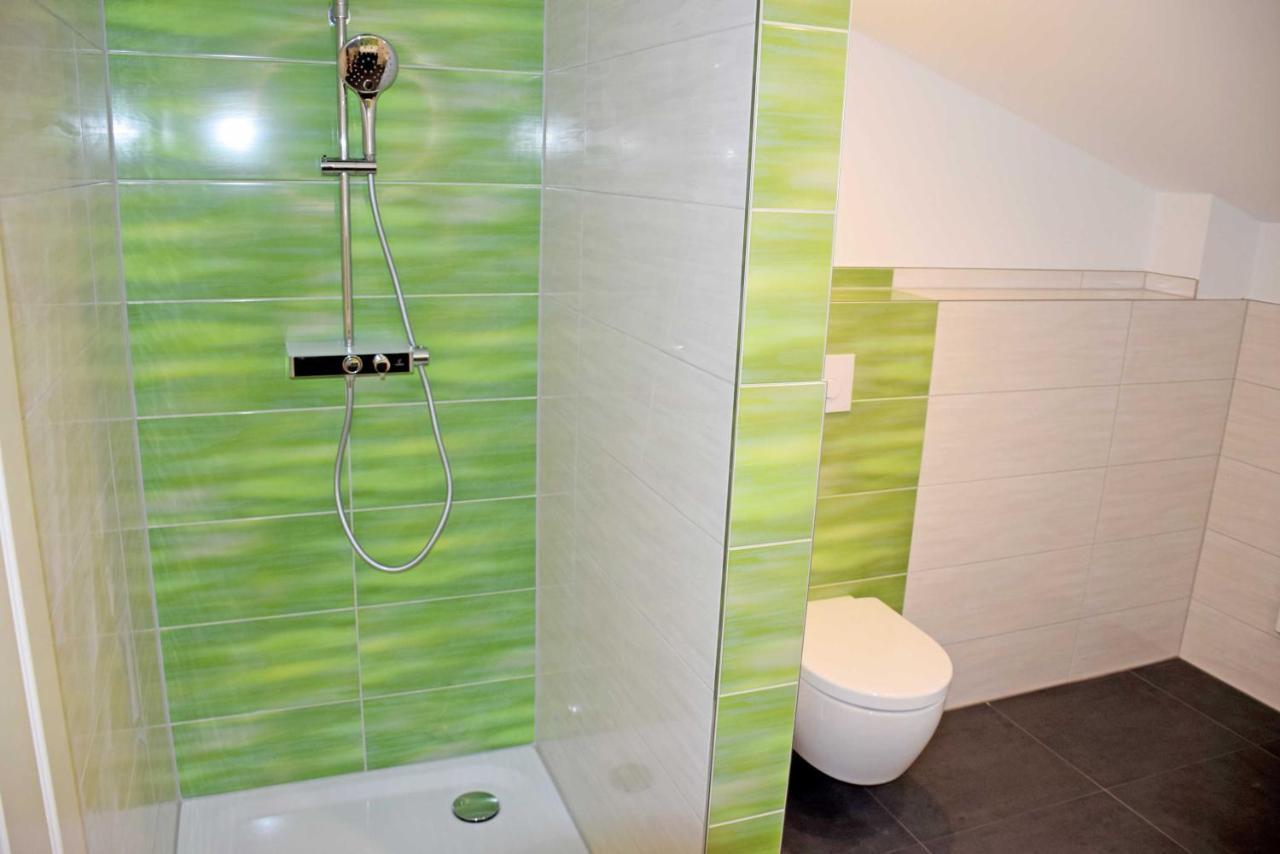 Ferienhaus Zum Boddenstrand Mit Ka Groß Zicker Kamer foto