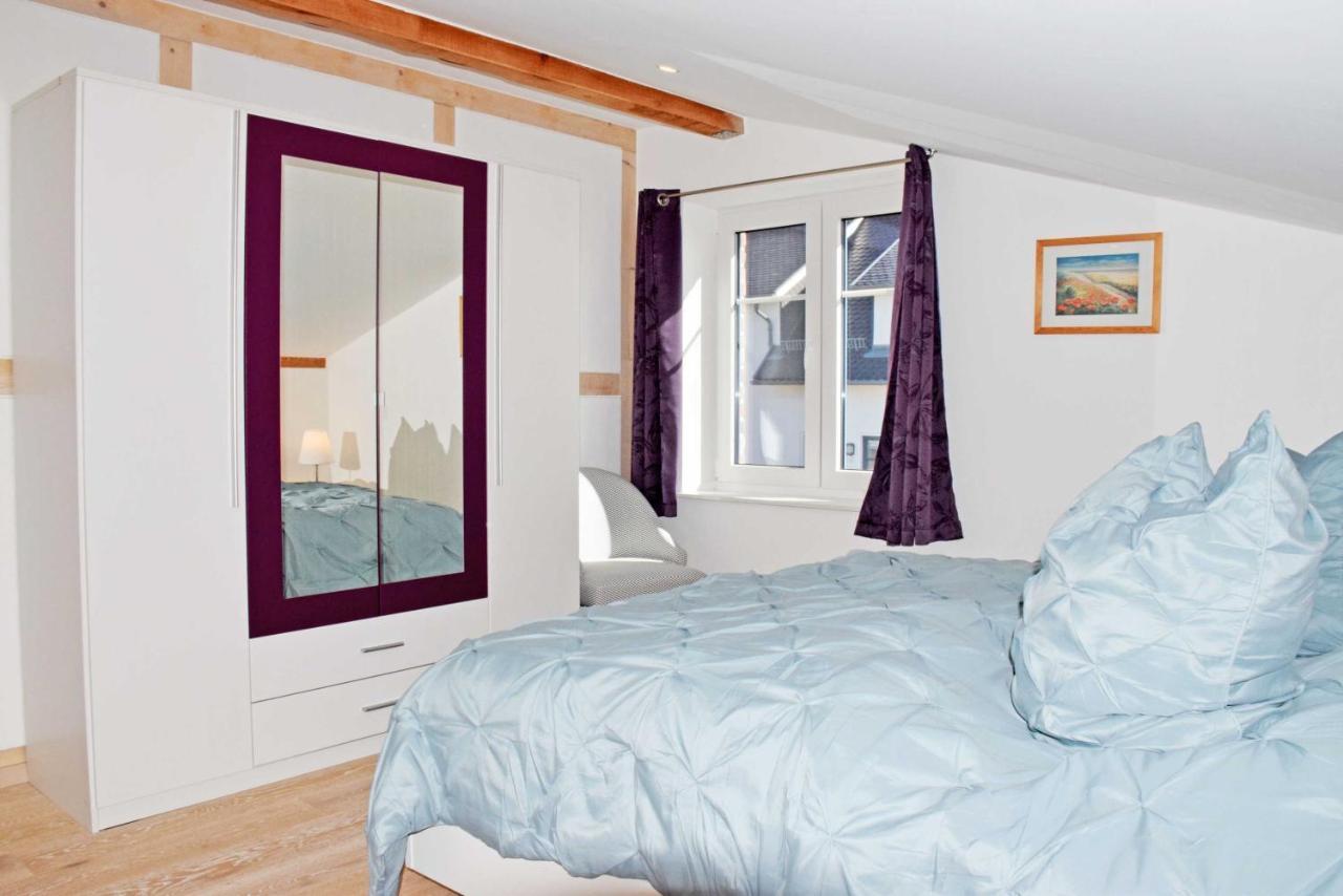 Ferienhaus Zum Boddenstrand Mit Ka Groß Zicker Buitenkant foto