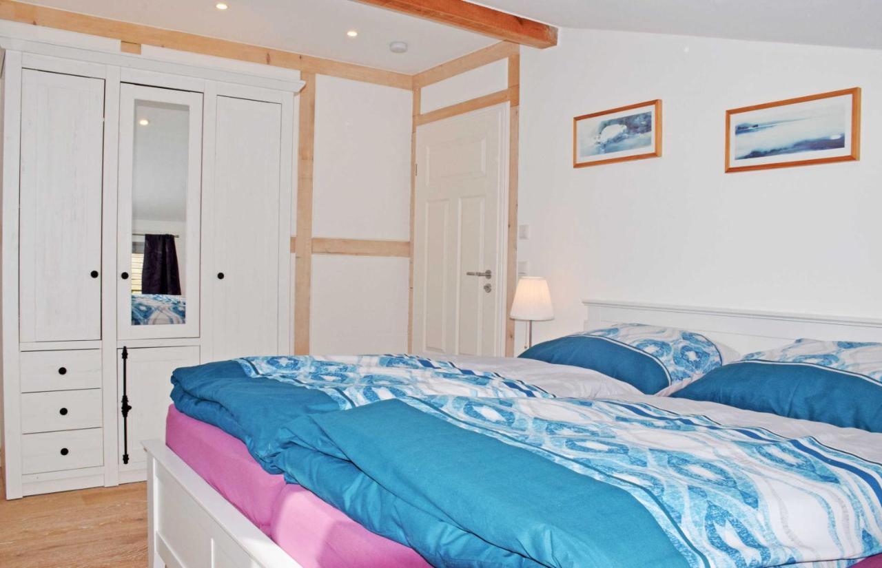 Ferienhaus Zum Boddenstrand Mit Ka Groß Zicker Buitenkant foto